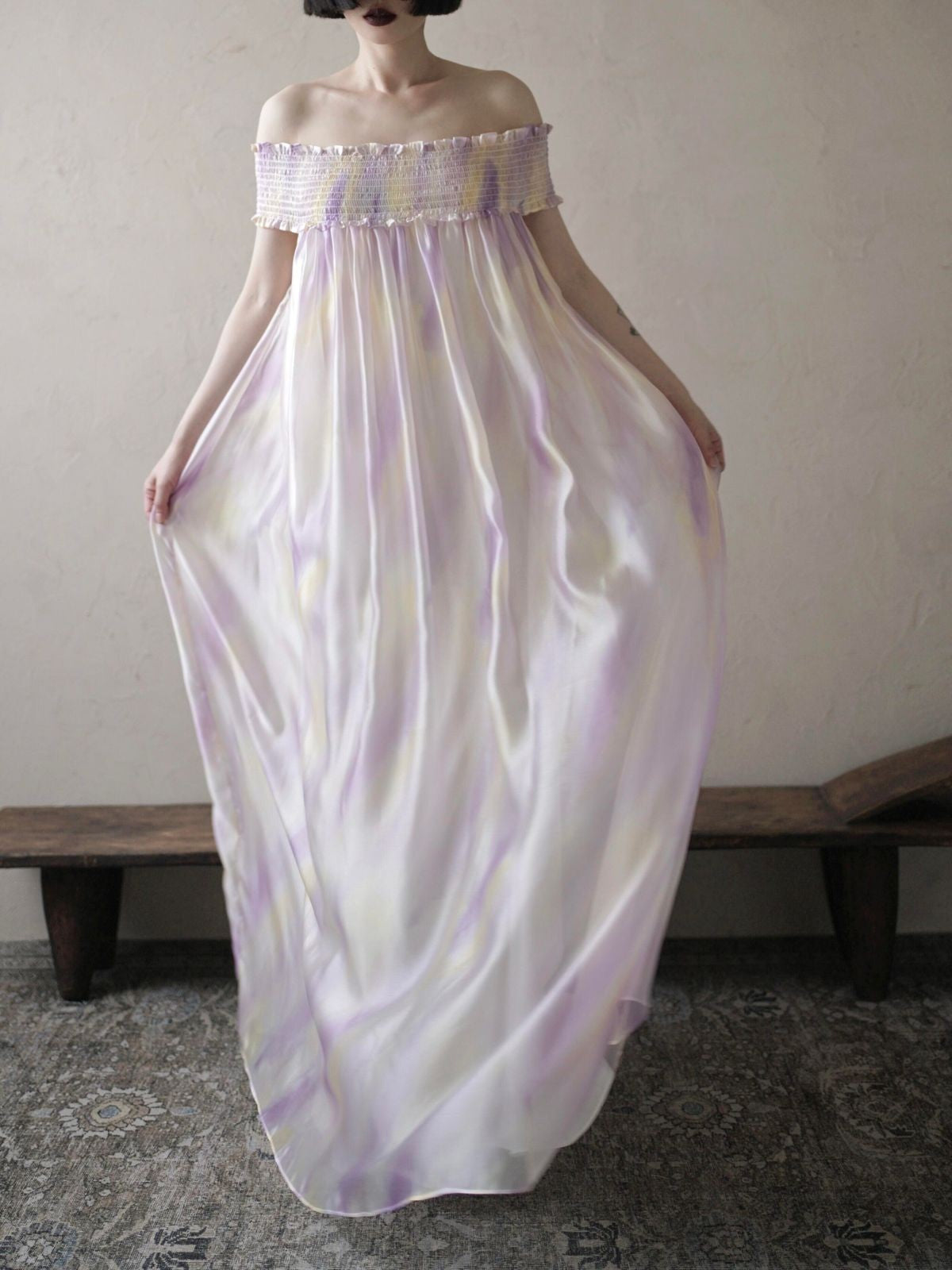 1S STUDIO Gradient Tube Dress Detachable Sleeves in Purple - On Model