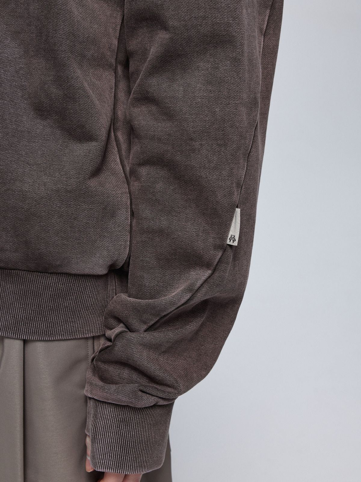 Simple Project Faded V Insert Sweatshirt in Beige - Detail