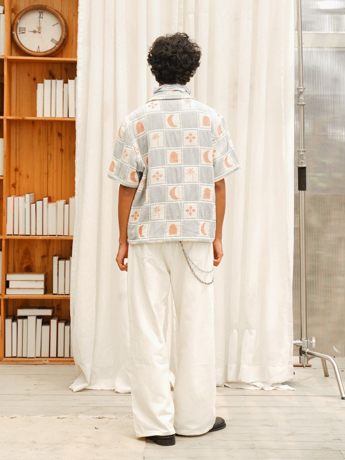 Retro 21 Knitted Plaid Camp Collar Shirt in Blue - On Model