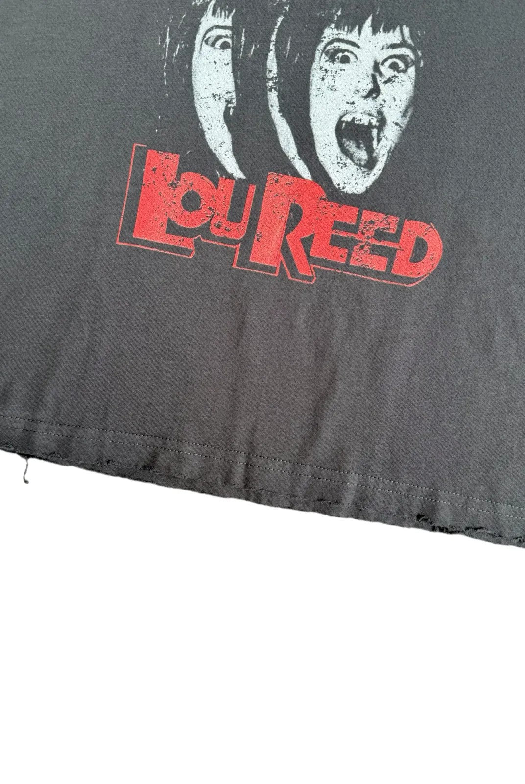 UNKNOWNWORLD Washed Distressed Graphic T Shirt in Gray - Detail