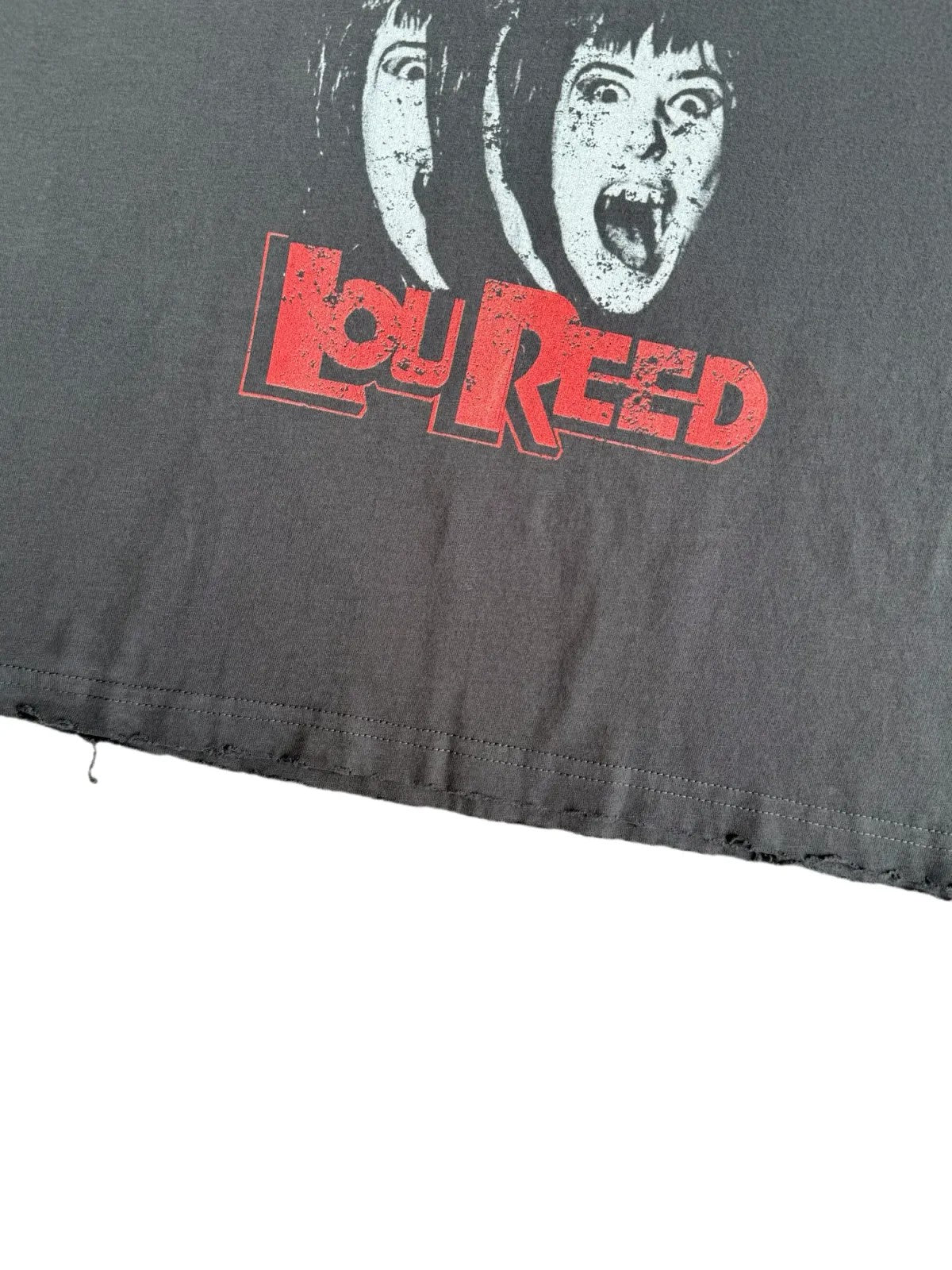 UNKNOWNWORLD Washed Distressed Graphic T Shirt in Gray - Detail