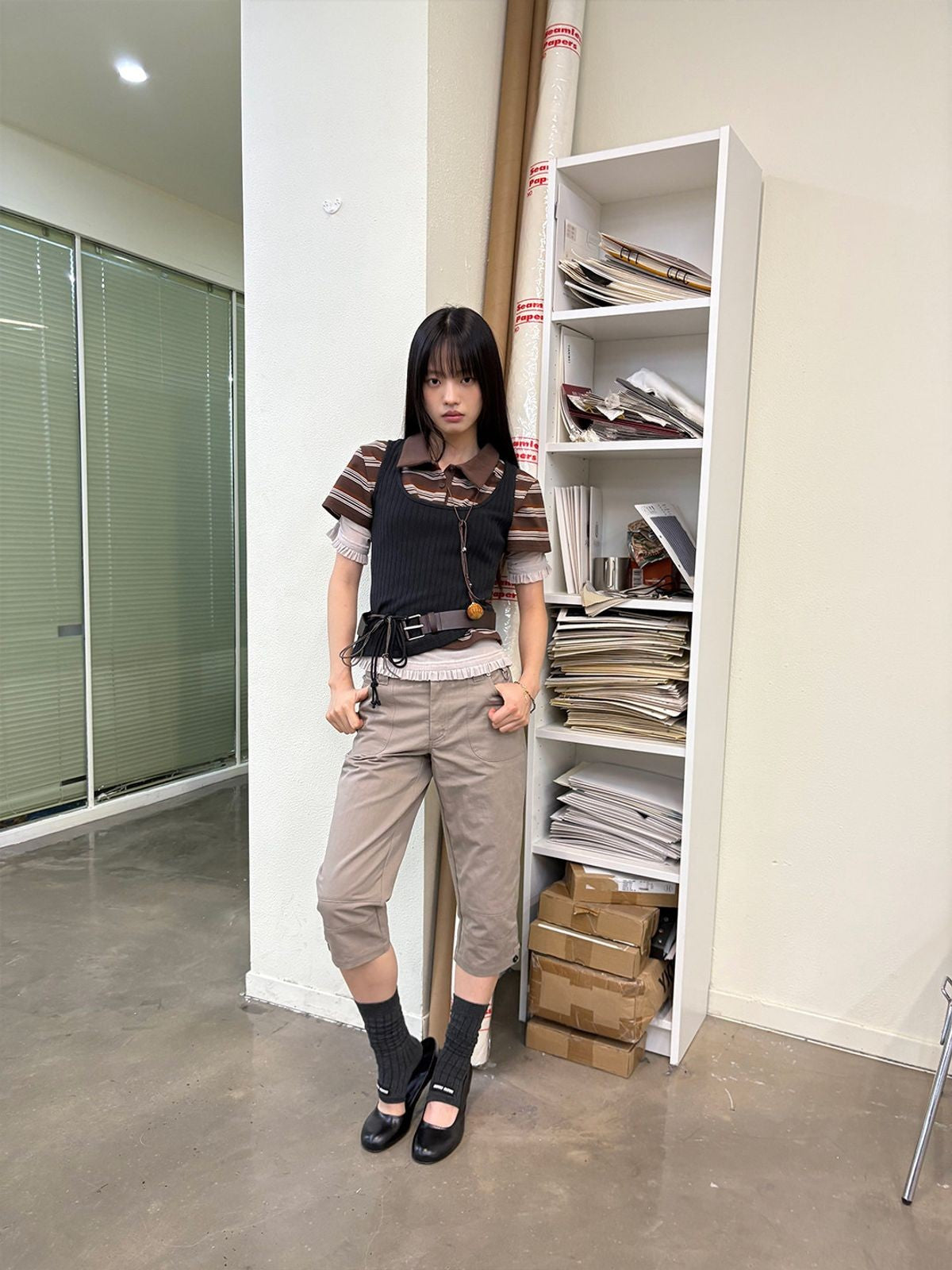 NeverSeez Slim Fit Cropped Capri Pants in Brown - On Model