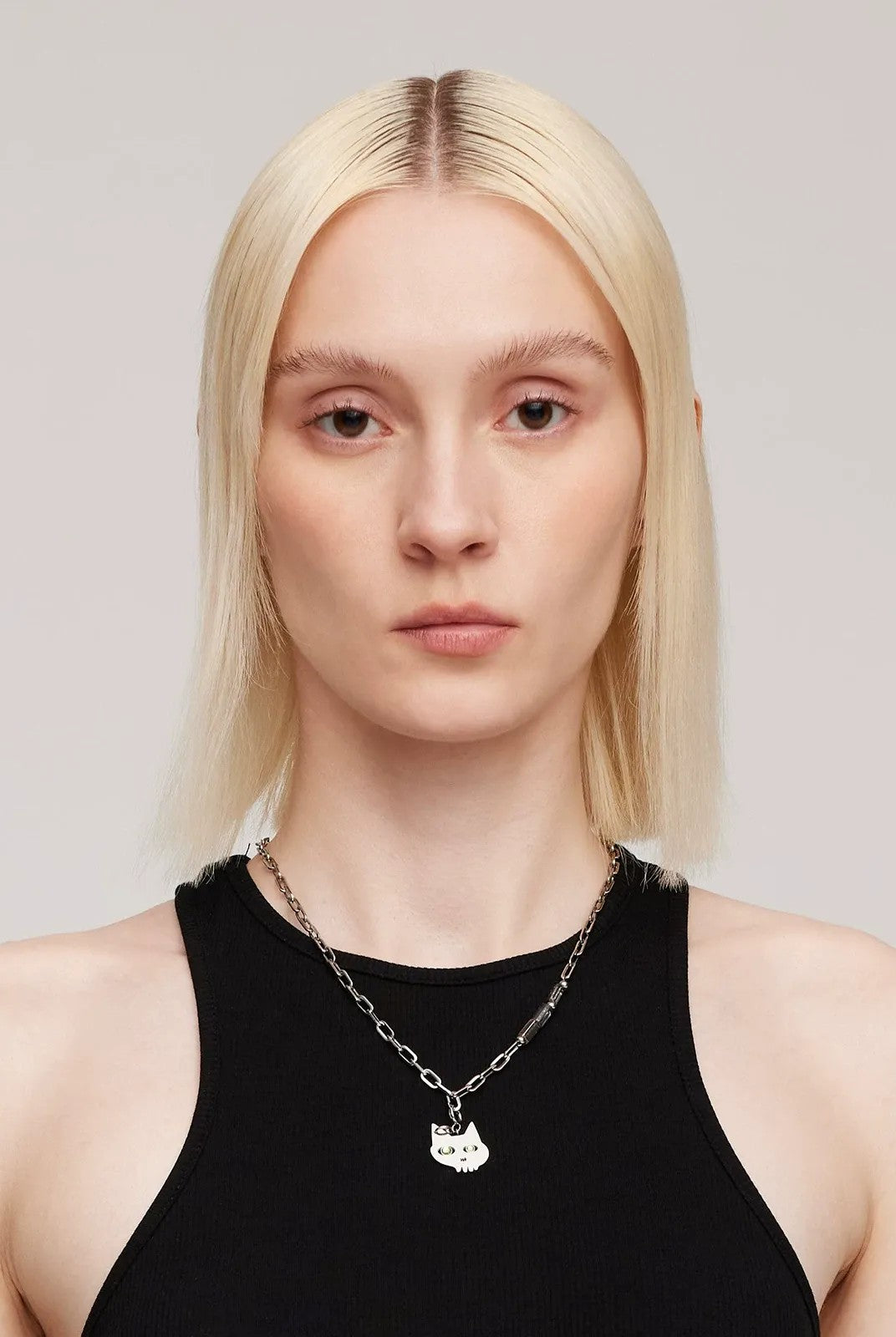 BLACKHEAD Green Eyed Cat Pendant Necklace in Gray - On Model