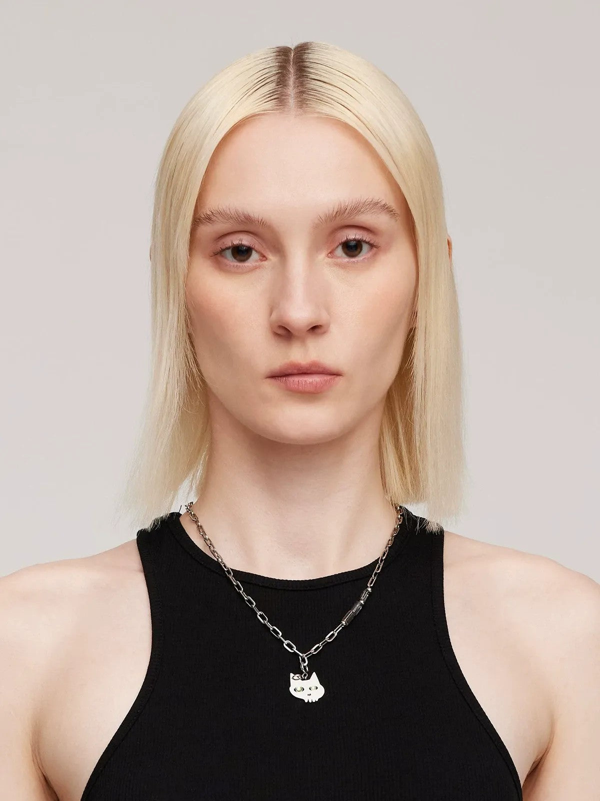 BLACKHEAD Green Eyed Cat Pendant Necklace in Gray - On Model