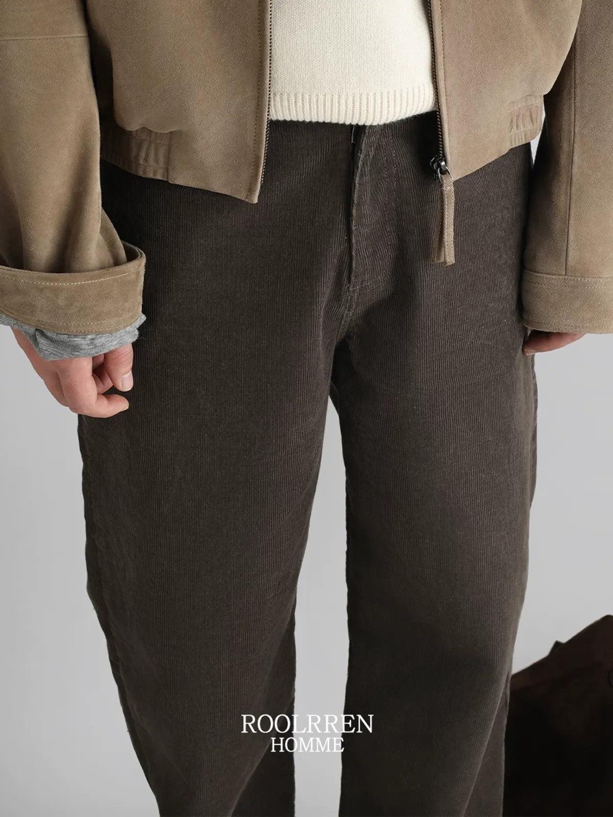 Roolrren Homme Washed Corduroy Straight Leg Pants in Brown - On Model