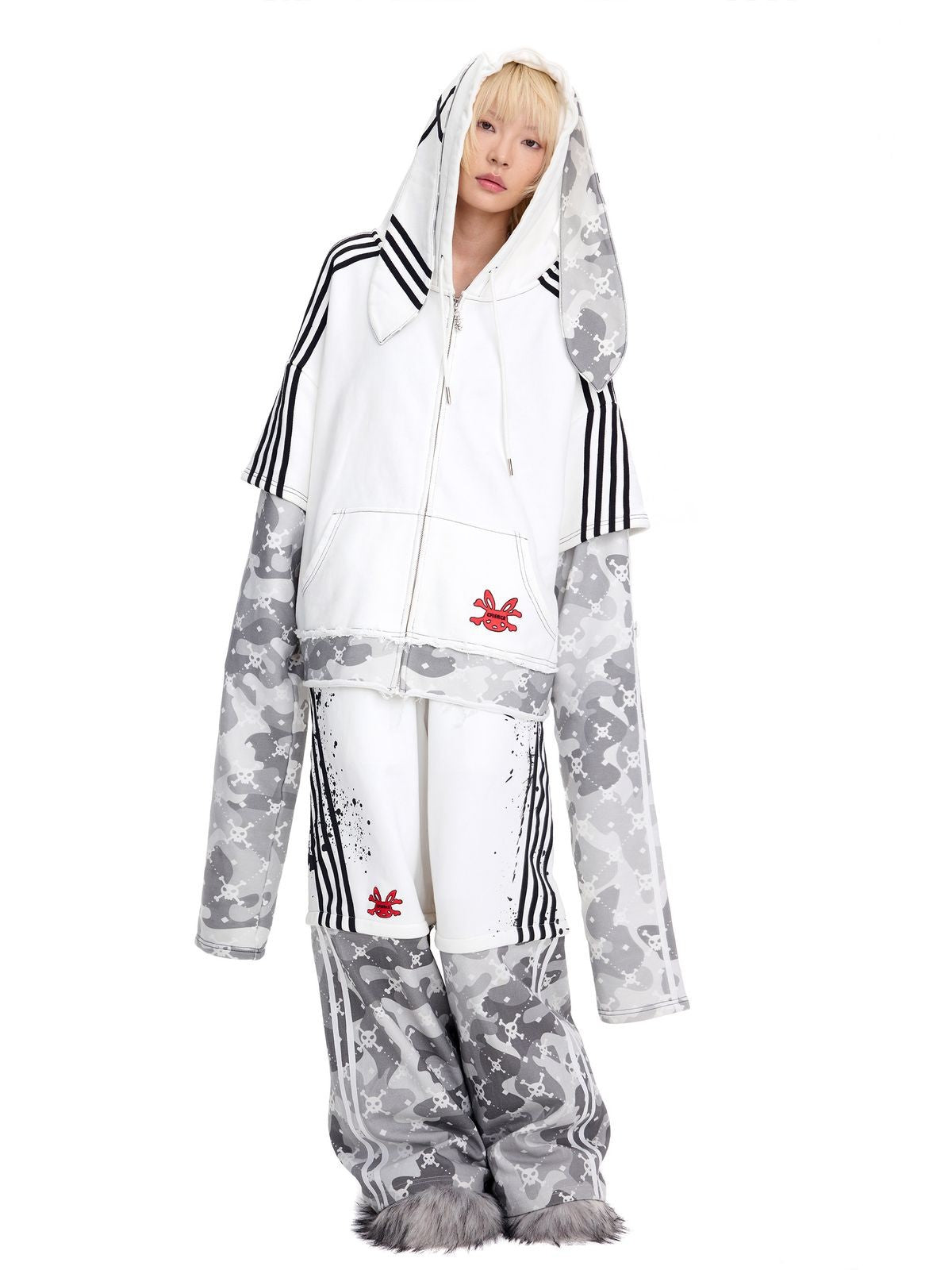 CFIERCE Detachable Leg Skull Sweatpants in White - On Model