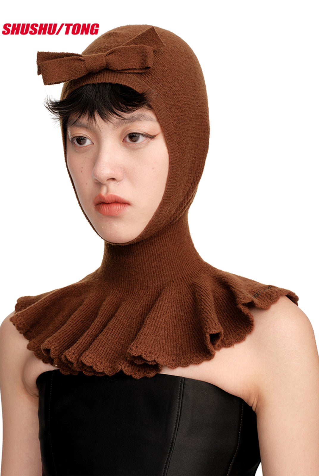 SHUSHUTONG Bow Detail Knit Balaclava in Brown - On Model