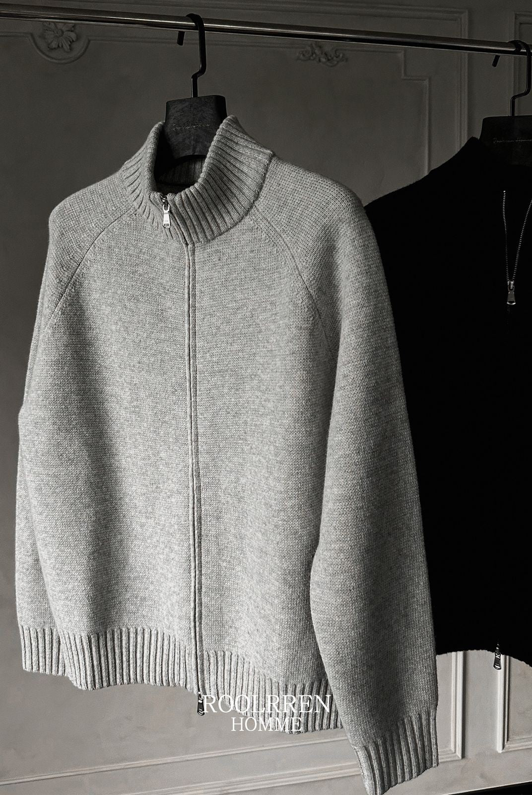Roolrren Homme 100 Wool Stand Collar Zip Cardigan in Gray - Lifestyle