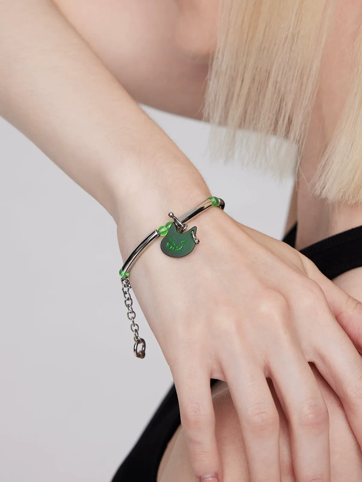 BLACKHEAD Double Layer Cat Charm Bracelet in Silver - On Model