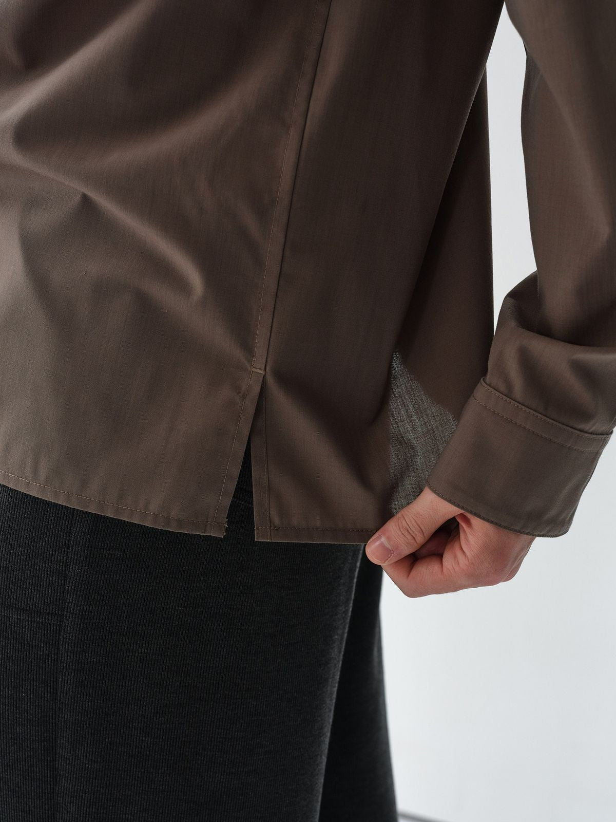 ROYA Australian Merino Wool Blend Shirt in Beige - Detail