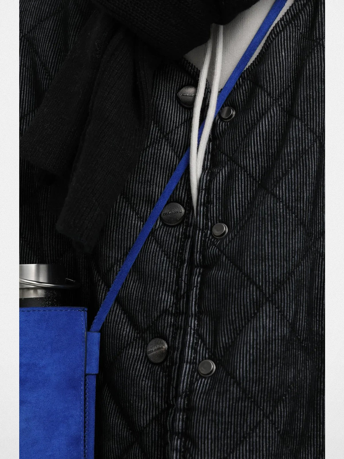 MASONPRINCE Reversible Corduroy Sherpa Vest in Black - Detail #color_black