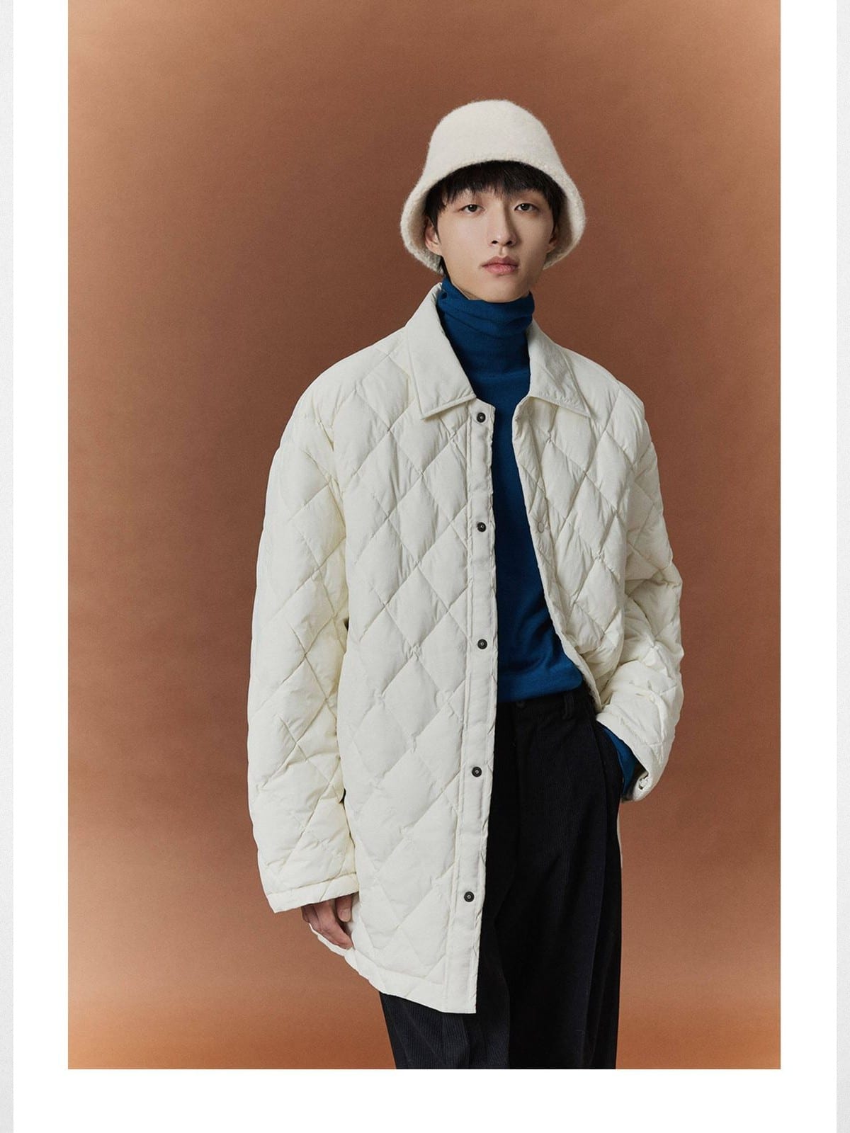 Nans Pleated Corduroy Cropped Trousers in Black - On Model