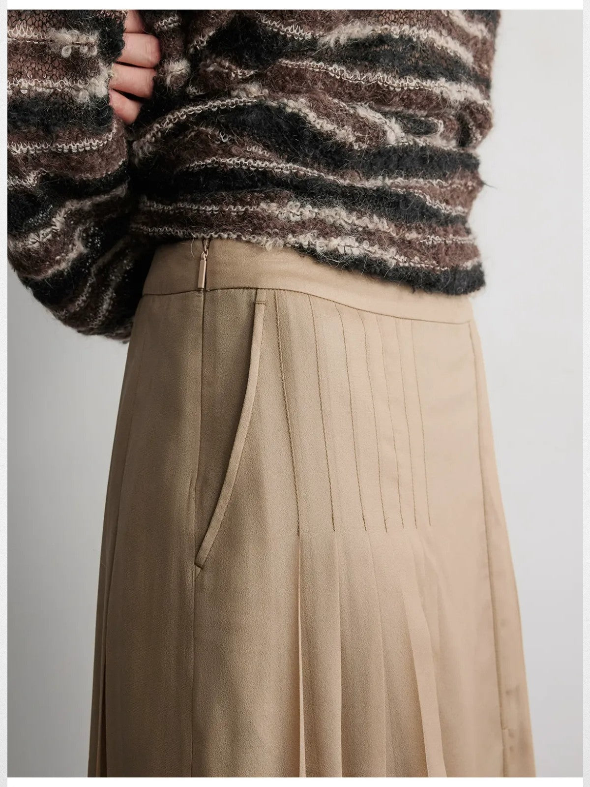 RandomPiece Irregular Pleated Ruffle Skirt in Beige