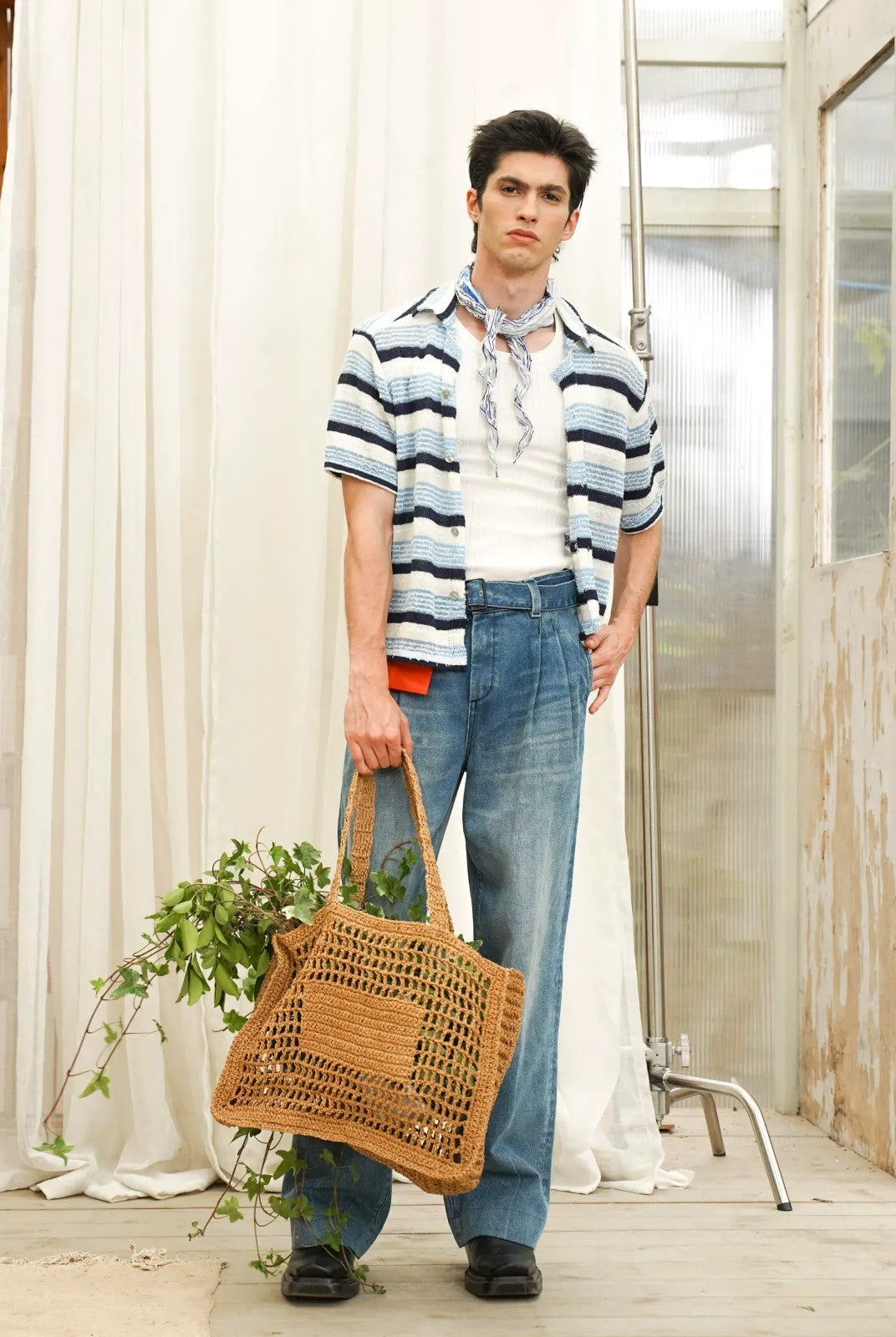 Retro 21 Handmade Raffia Cutout Tote Bag in Khaki - On Model