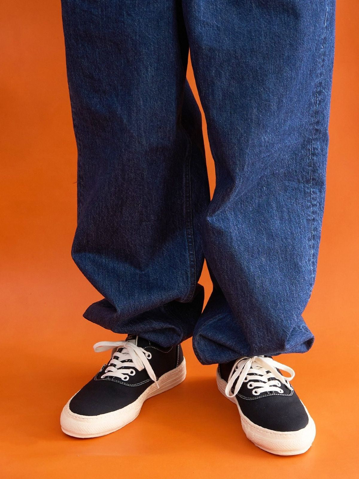 Soda Retro Canvas Low Top Sneakers in Black - On Model