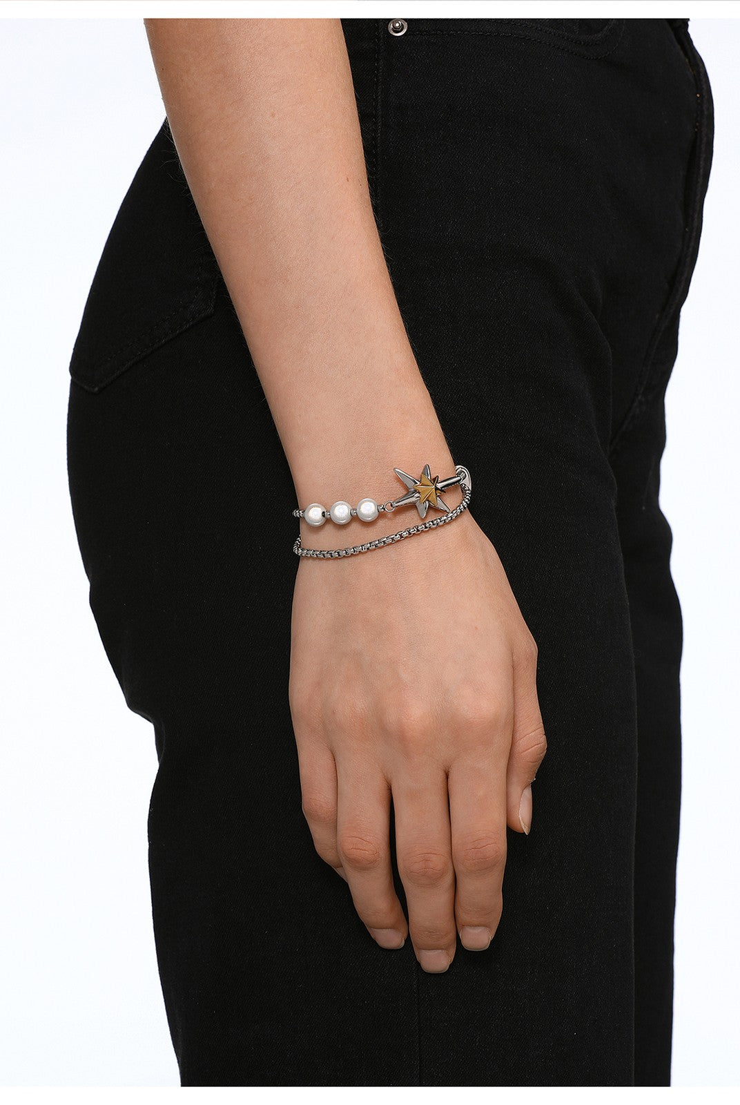 BLACKHEAD Two Tone Star Pearl Bracelet in Gold