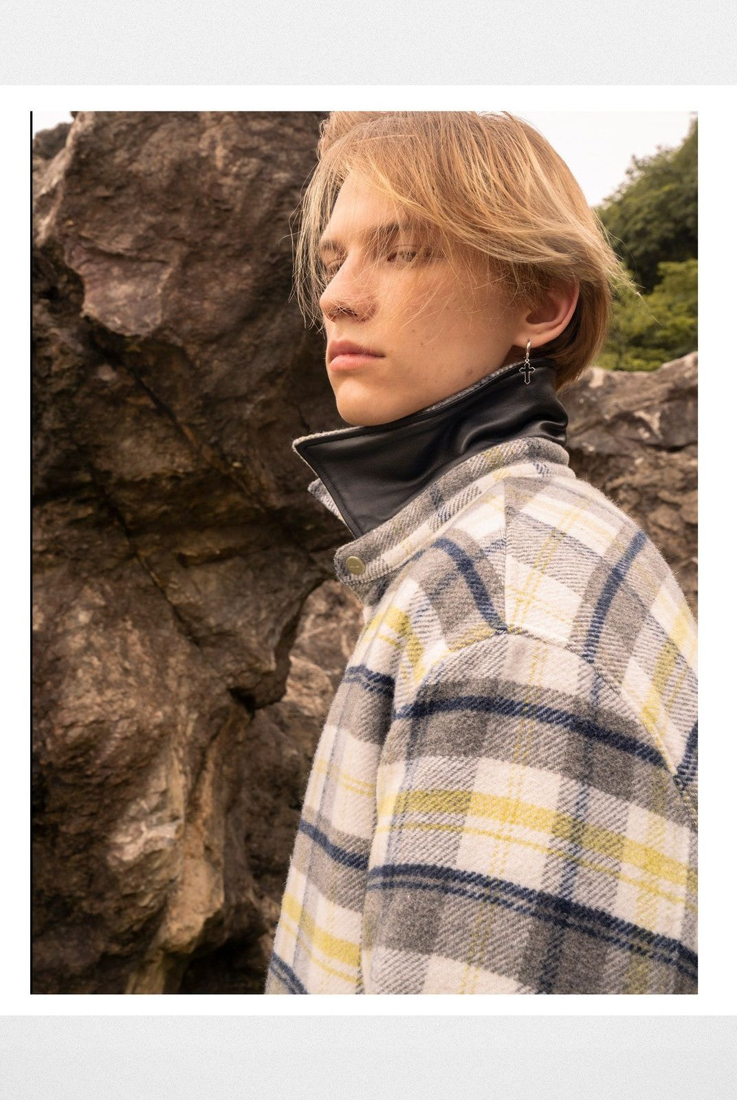 Roolrren Homme Padded Wool Plaid Shirt Jacket in Gray - On Model