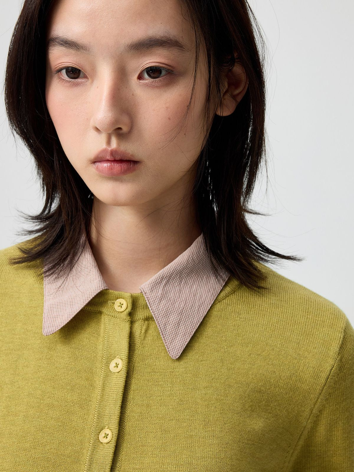 Simple Project Detachable Collar Knit Cardigan in Green - On Model