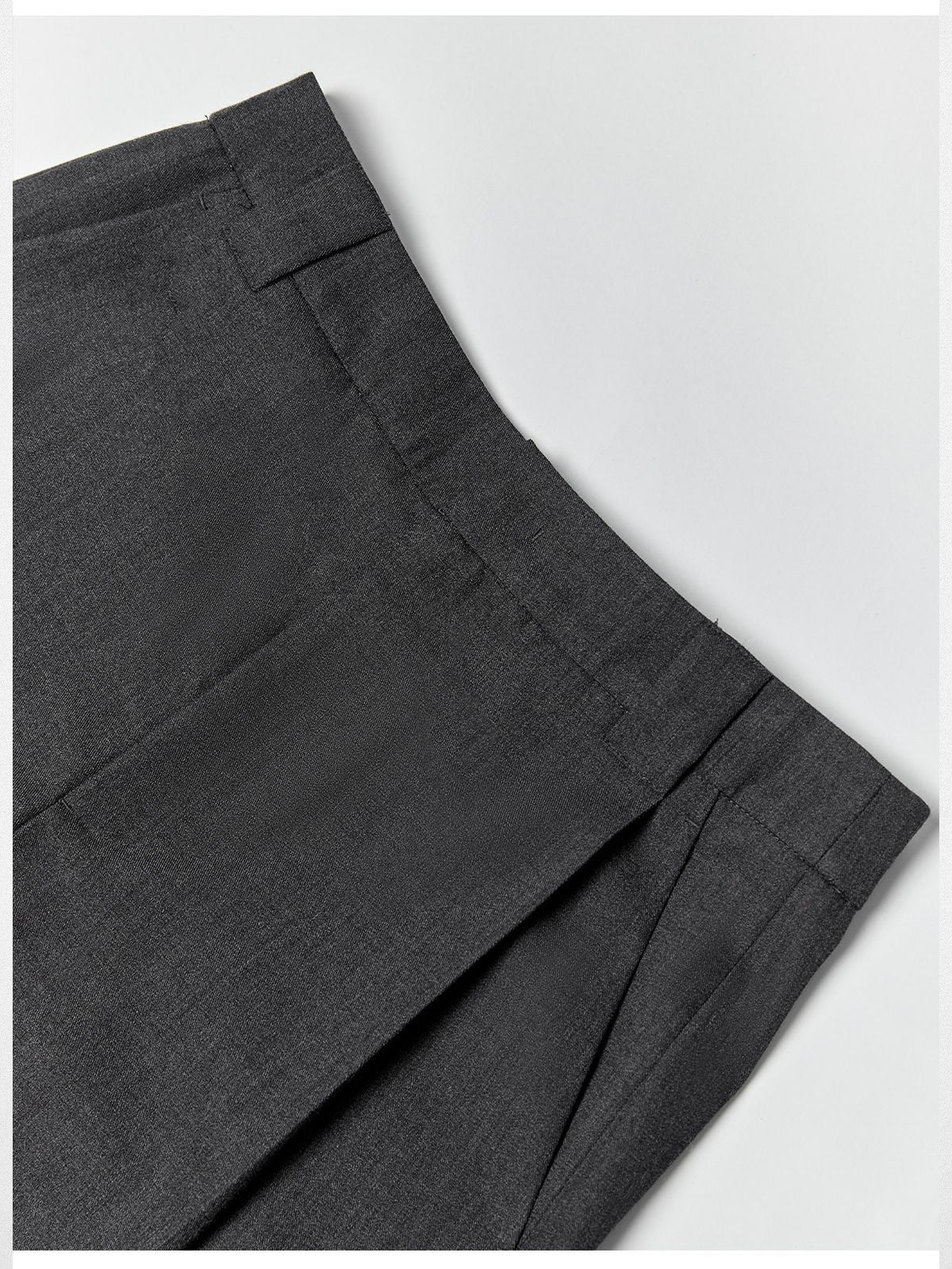 RandomPiece Single Pleat Merino Wool Trousers in Gray - Detail