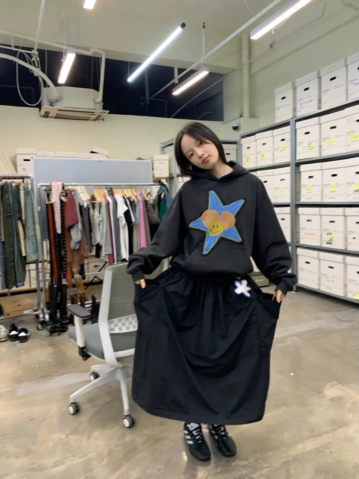 NeverSeez Air Layer Bubble Skirt in Black - On Model