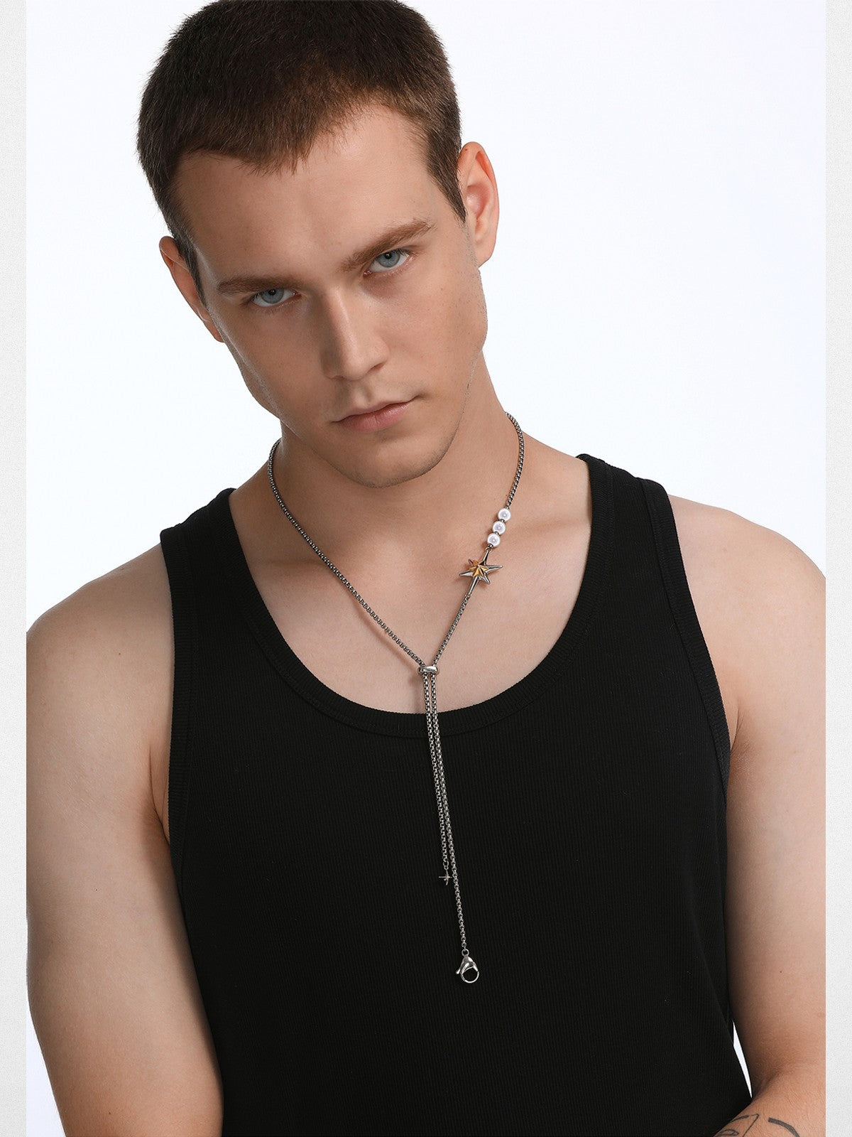 BLACKHEAD Star Pendant Pearl Layered Necklace in Gray