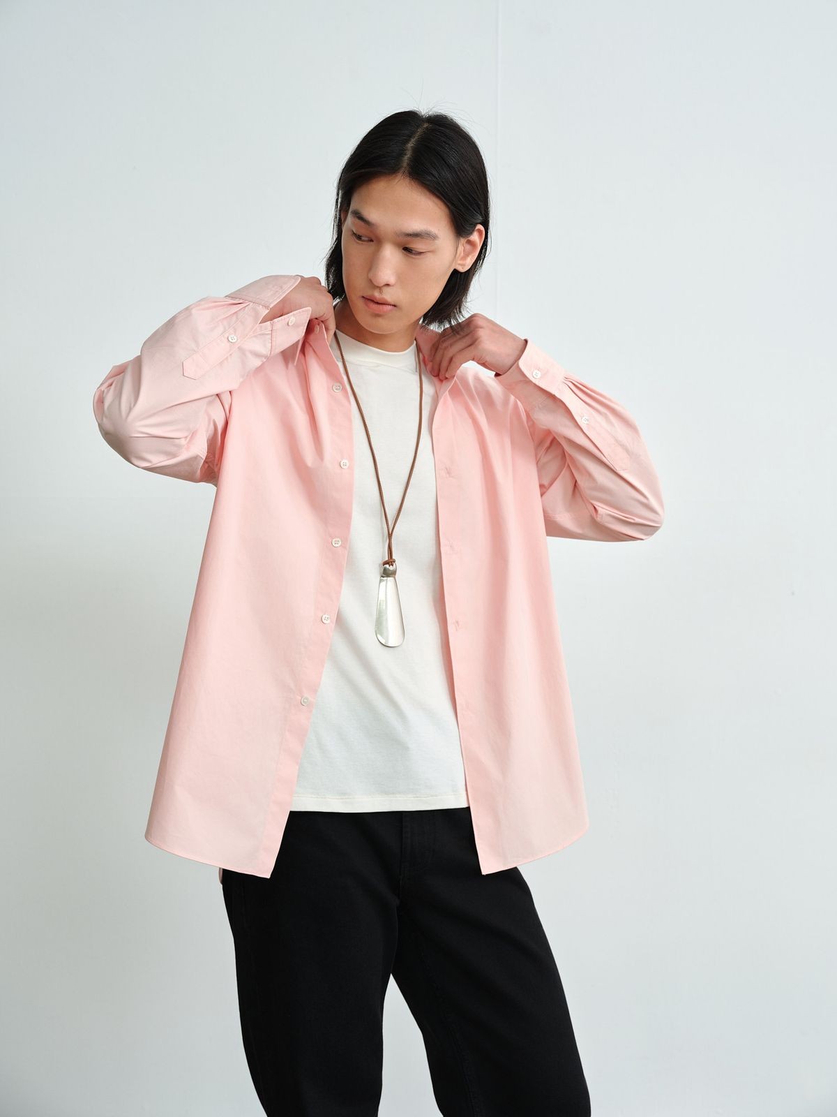 ROYA Long Staple Cotton Poplin Shirt in Pink - On Model