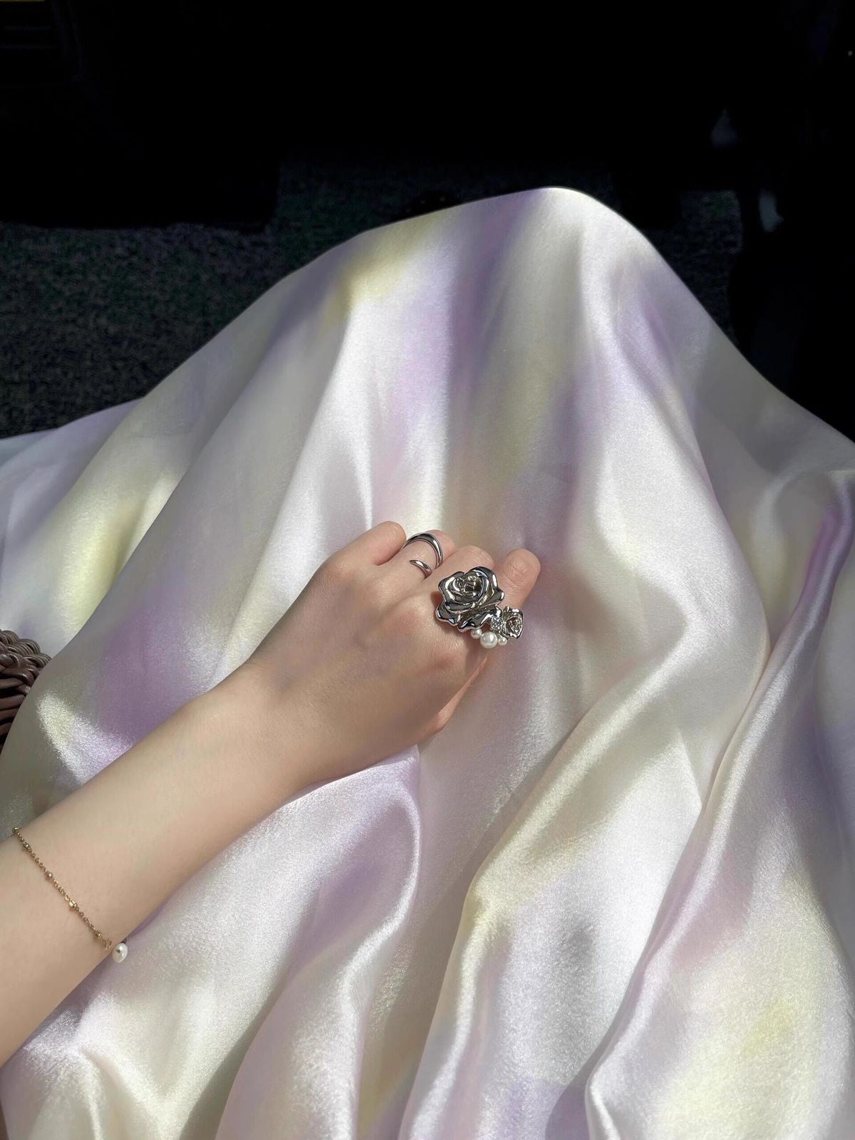 1S STUDIO Gradient Tube Dress Detachable Sleeves in Purple - On Model