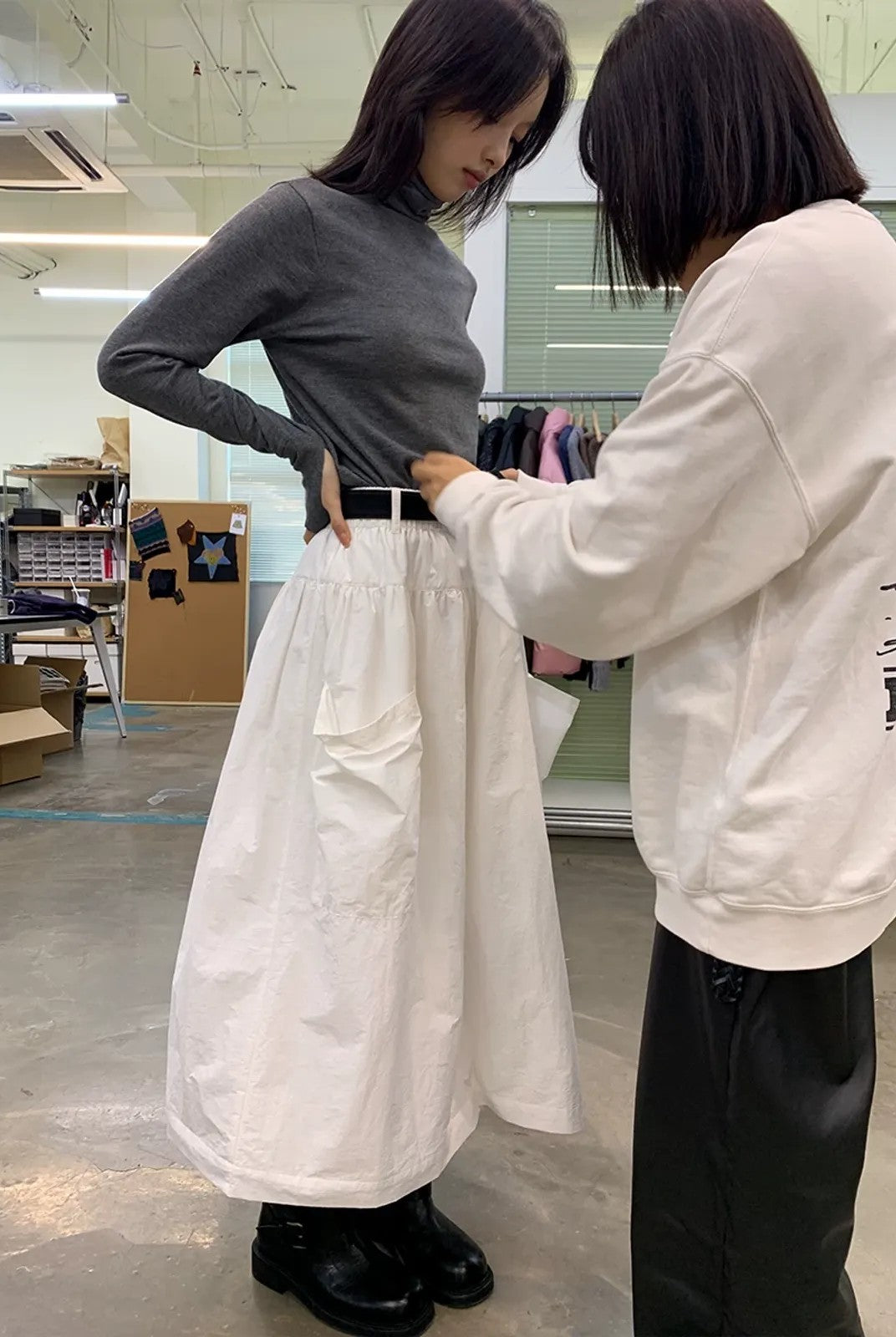 NeverSeez Air Layer Bubble Skirt in White - On Model