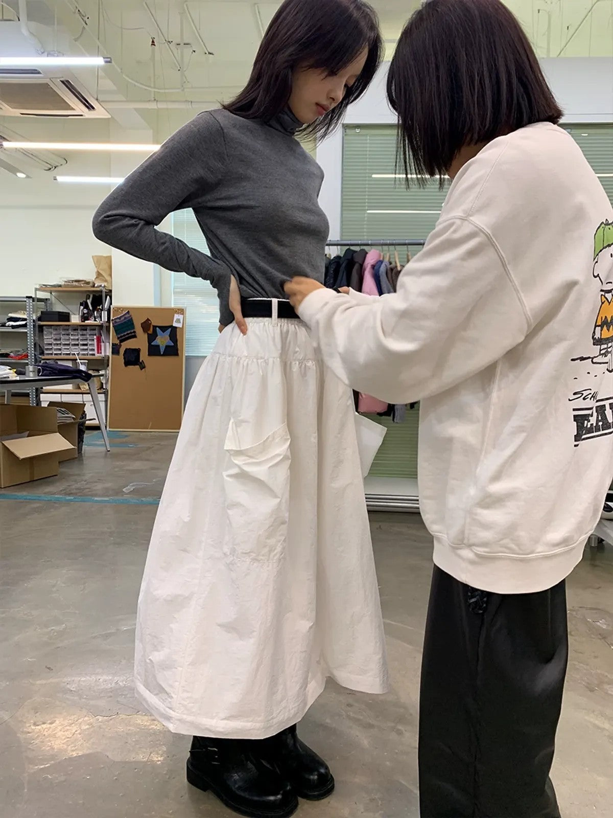 NeverSeez Air Layer Bubble Skirt in White - On Model