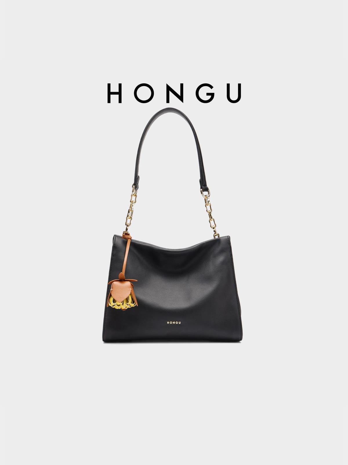 HONGU Leather Chain Strap Shoulder Bag in Black