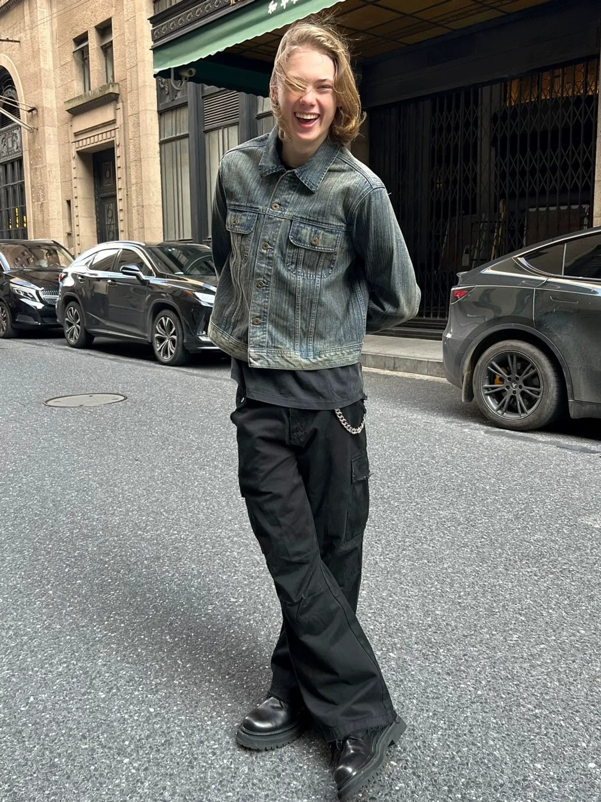 VLABMADE Distressed Paratrooper Cargo Pants in Beige