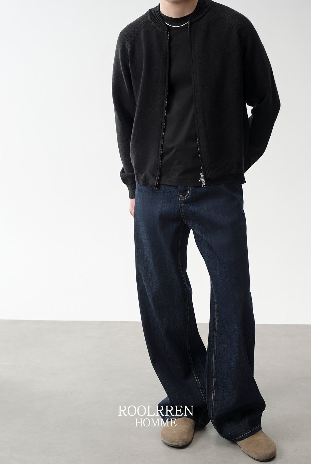 Roolrren Homme Cashmere Wool Cotton Zip Cardigan in Black - On Model