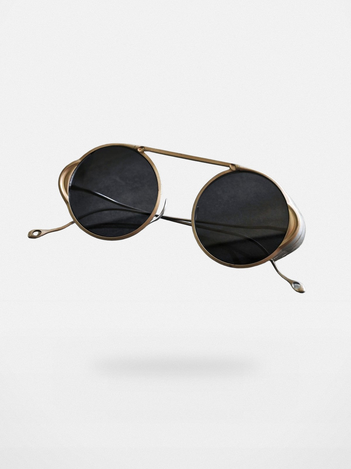 FUTURE UPDATE Detachable Side Shield Sunglasses in Yellow