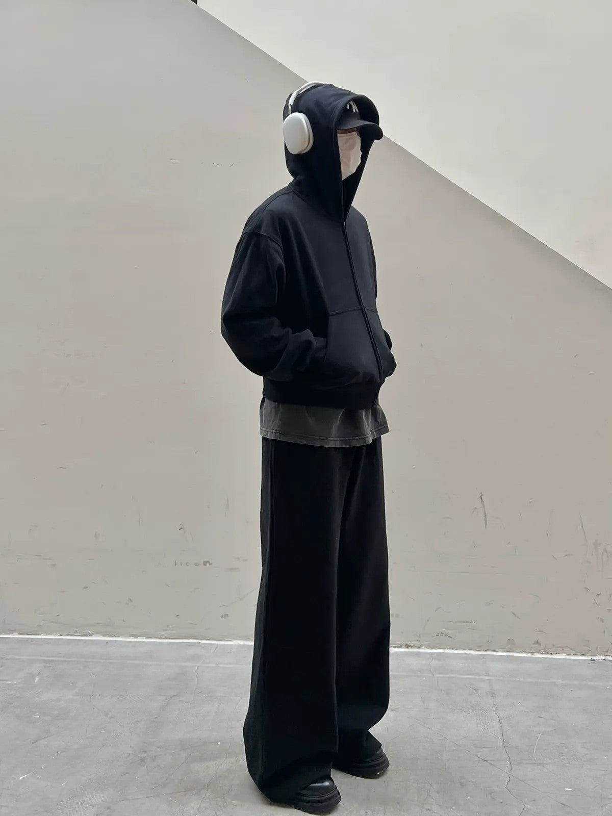 VLABMADE Boxy Cropped Zip Up Hoodie in Black - On Model