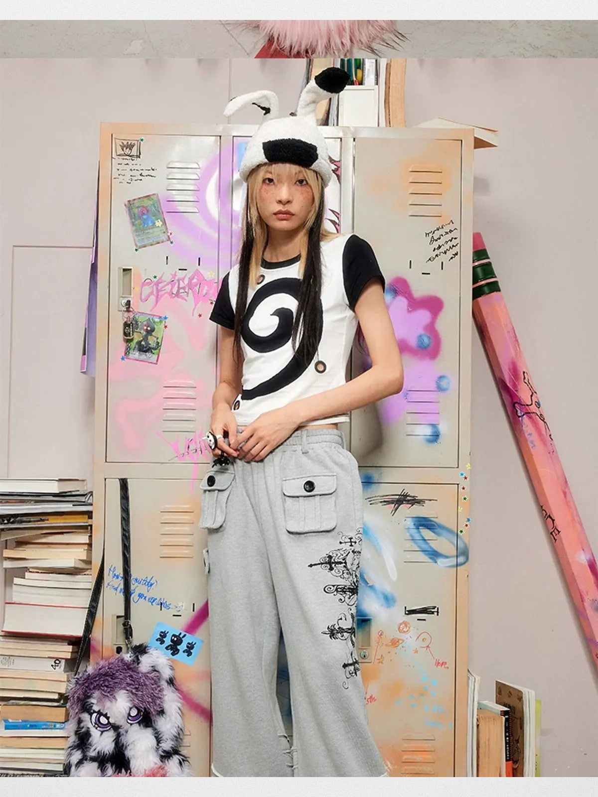 CFIERCE Cross Print Wide Leg Sweatpants in Gray - On Model