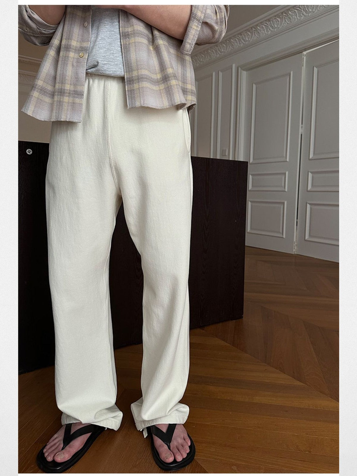 Roolrren Homme Heavyweight Cotton Knit Joggers in White - On Model