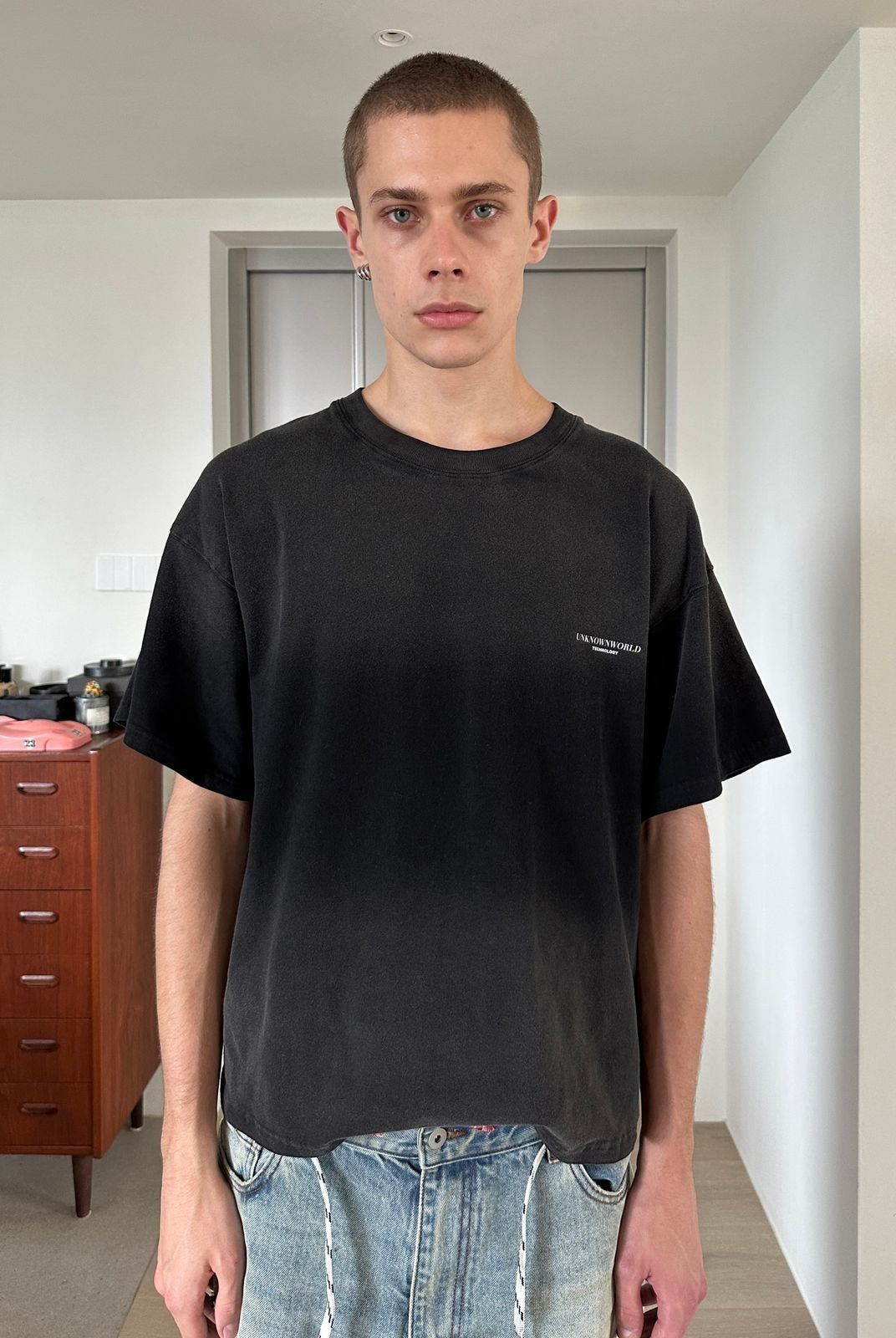 UNKNOWNWORLD Small Logo Cotton T Shirt in White