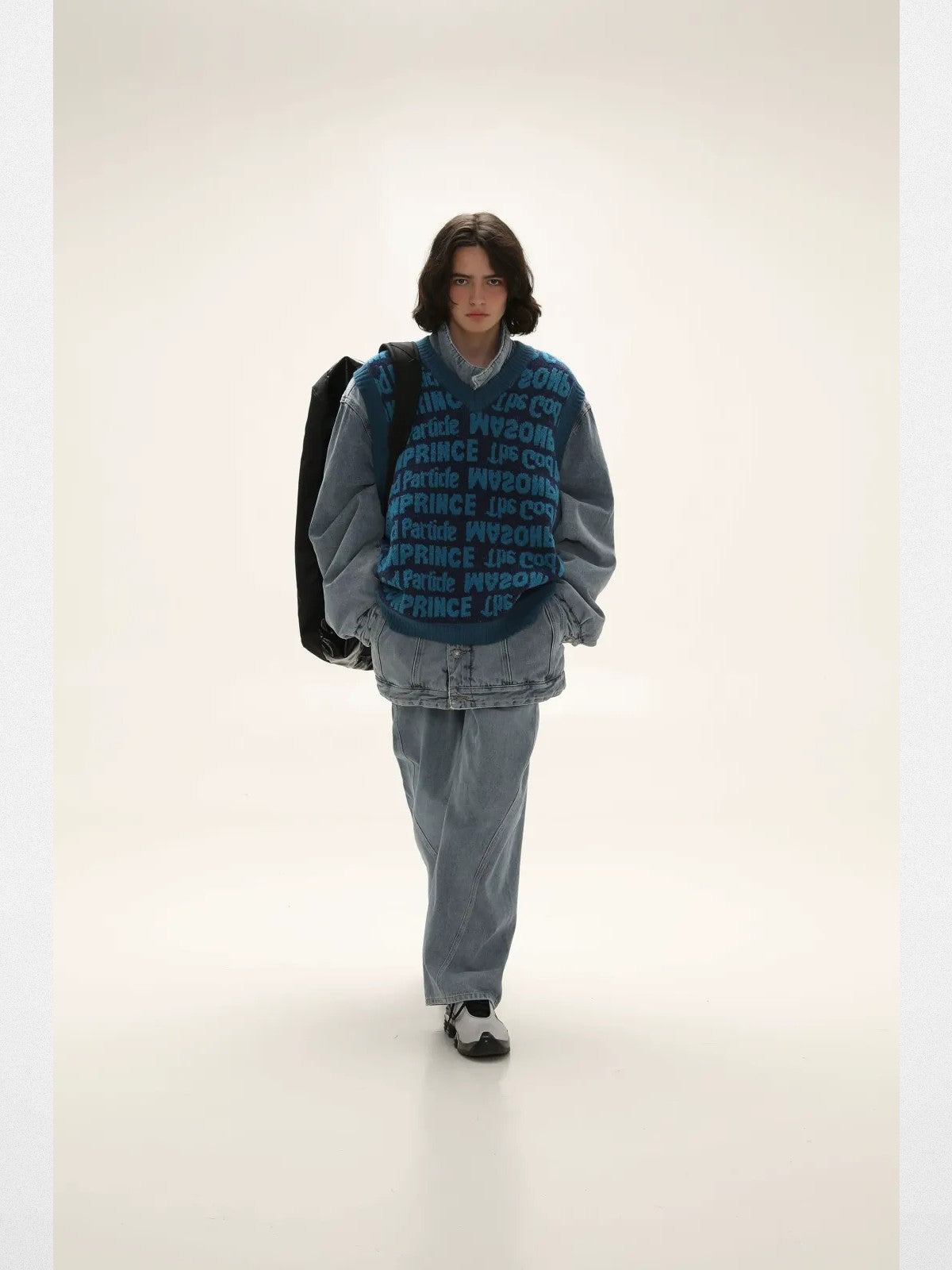 MASONPRINCE Embossed Pattern Wool Blend Vest in Green