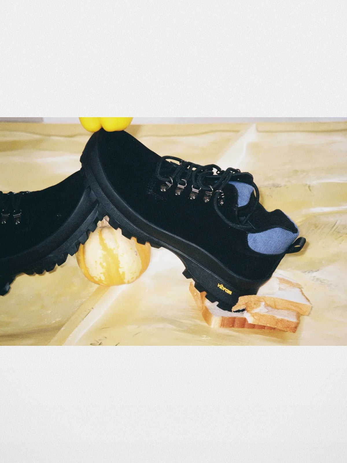 Retro 21 Calf Suede Vibram Hiking Boots in Black - Lifestyle