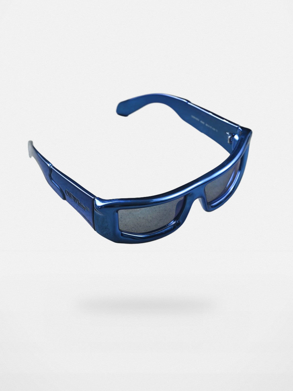 FUTURE UPDATE Chunky Y2K Square Sunglasses in Blue