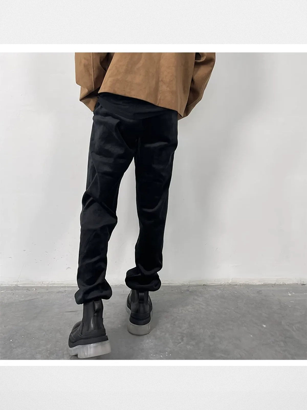 Roolrren Homme Heavyweight Silver Fox Fleece Joggers in Black