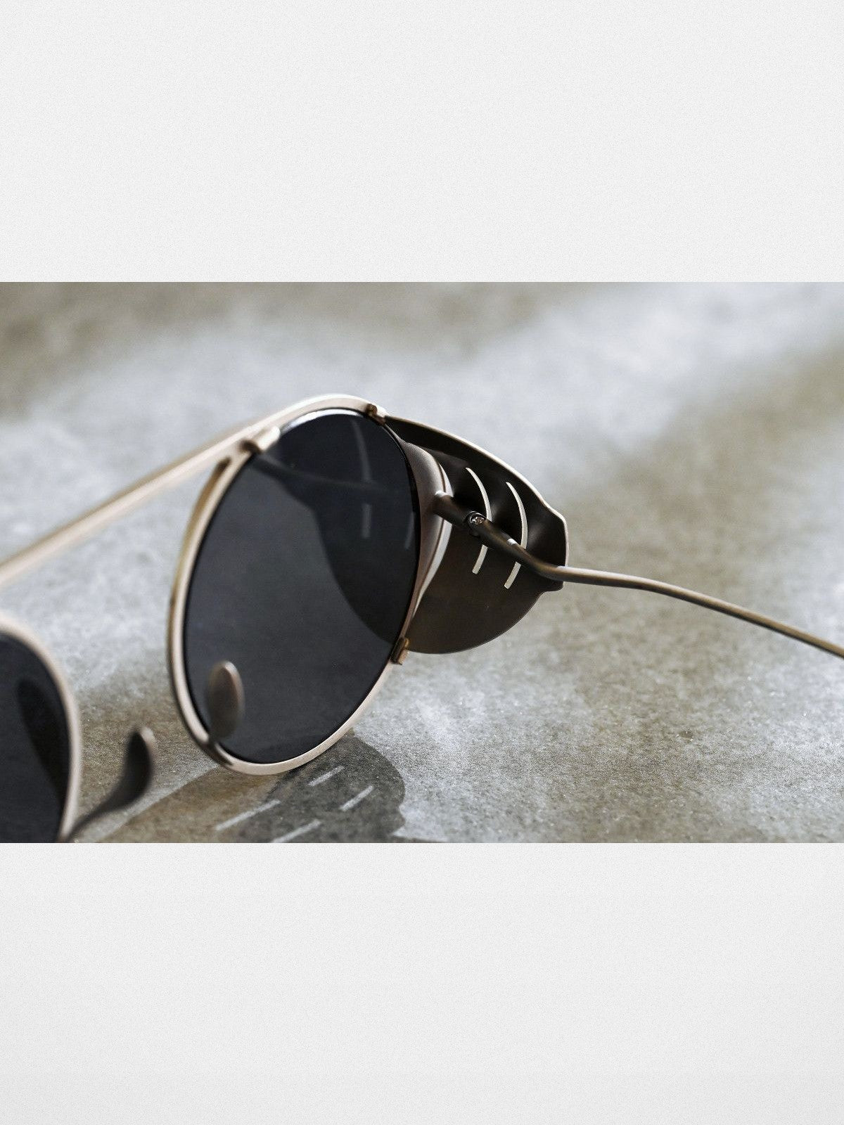 FUTURE UPDATE Detachable Side Shield Sunglasses in Yellow - Detail