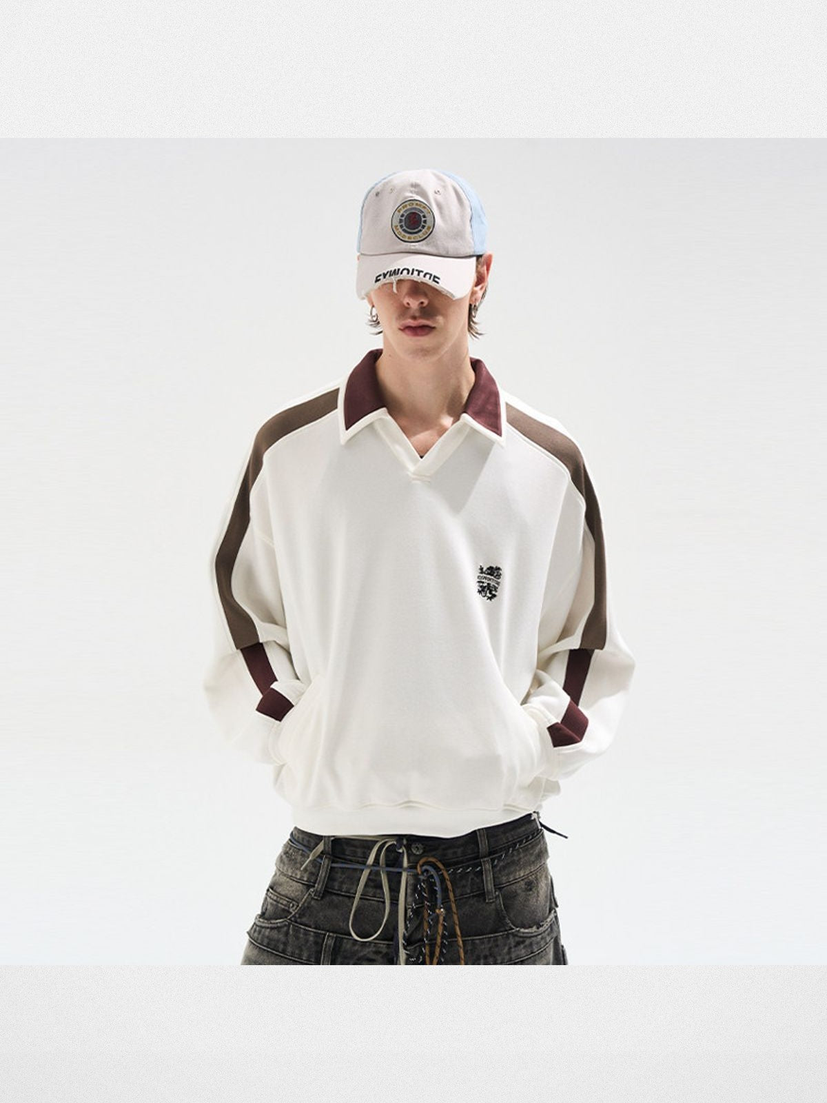 BLINDNOPLAN Contrast Panel Polo Sweatshirt in White - On Model