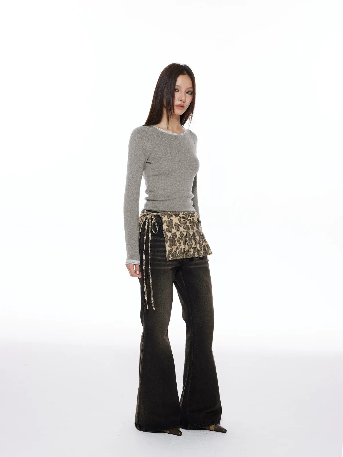 THELIGHT OFFICIAL Star Print Layering Apron Skirt in Yellow - On Model