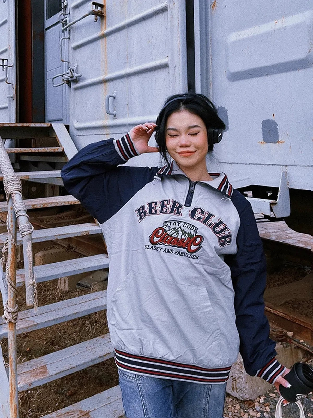 BeerBro Color Block Half Zip Sweatshirt in Gray