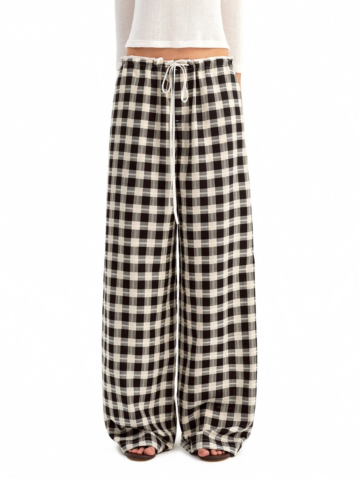 PUKI Plaid Drawstring Wide Leg Trousers in Black - On Model