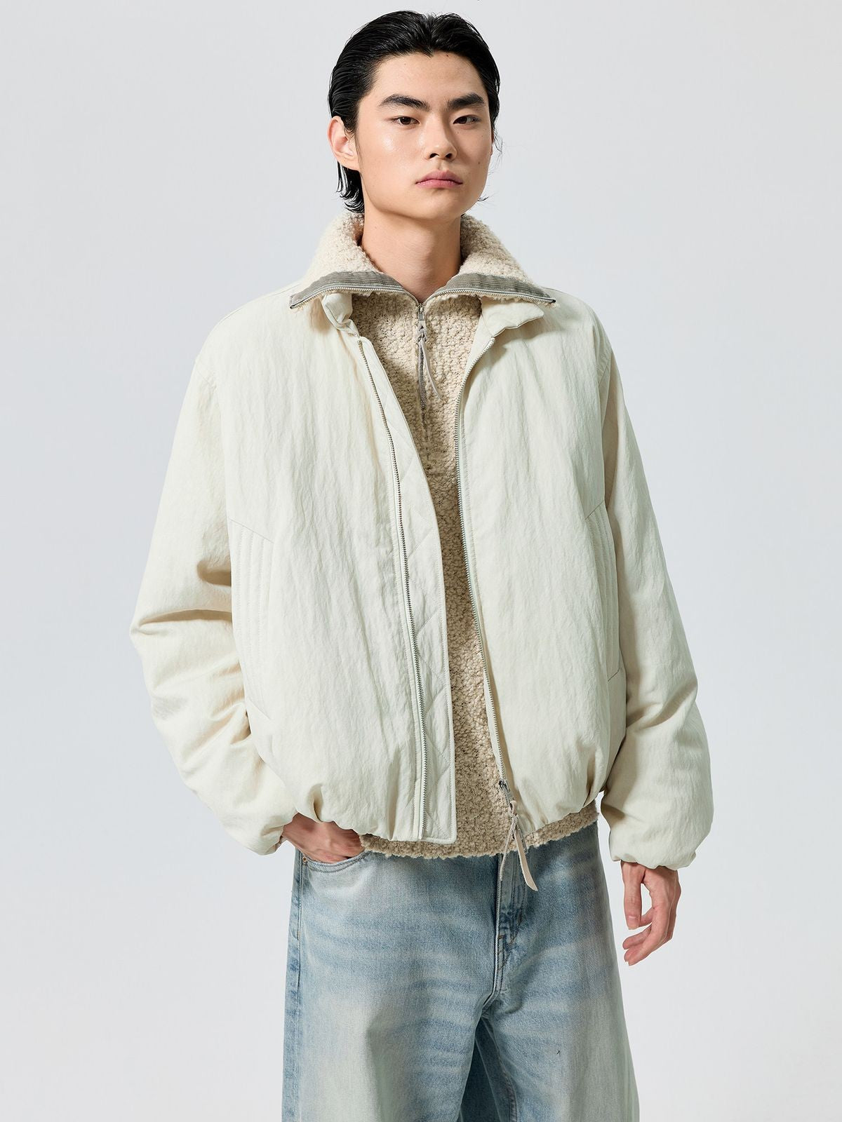 Simple Project Balloon Stand Collar 3M Puffer in White - On Model