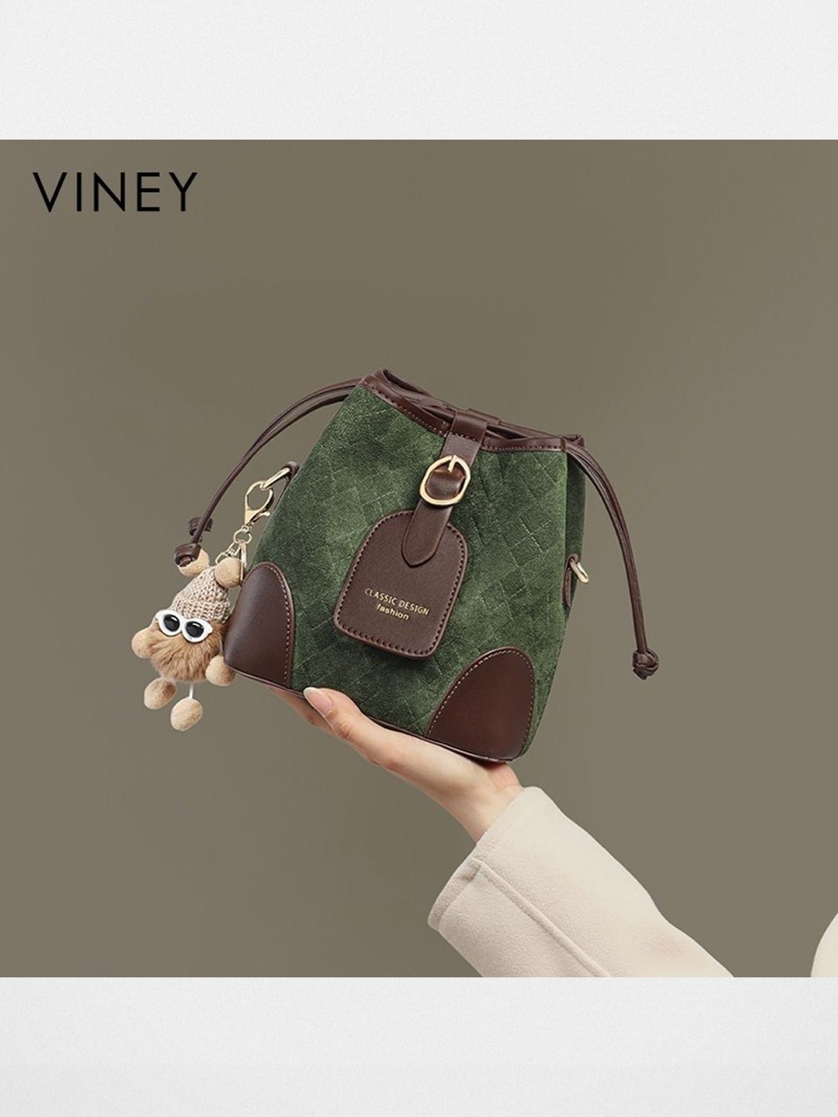 VINEY Quilted Drawstring Bucket Bag in Green - On Female Model
