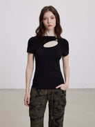 THELIGHT OFFICIAL Oval Cutout Silver Button Tee in Black - On Model
