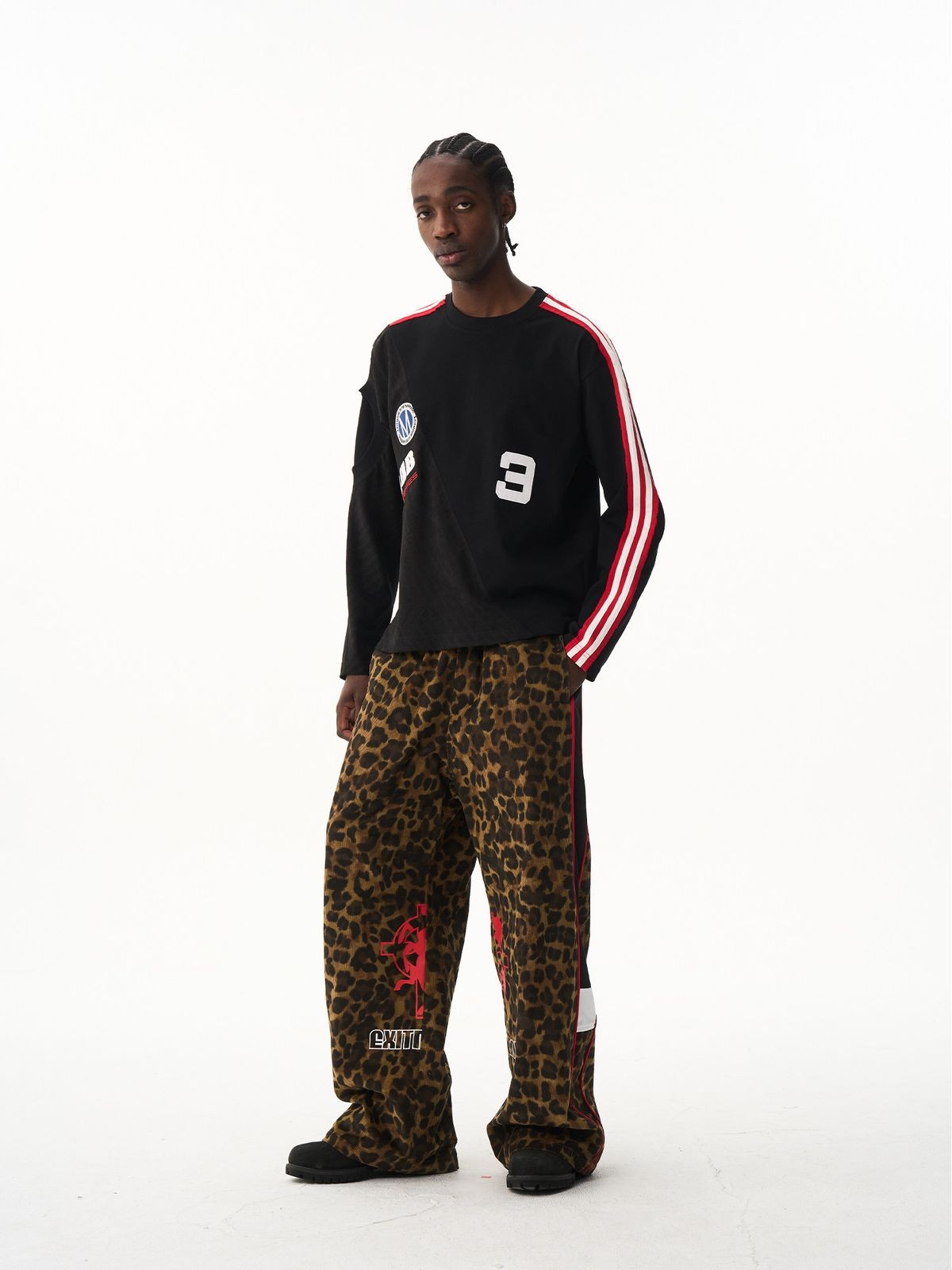 BLINDNOPLAN Panel Jersey Long Sleeve Tee in Black - On Model